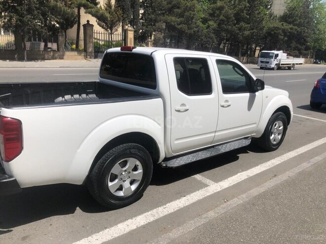 Nissan Navara 2014, 280,000 km - 2.5 l - Bakı