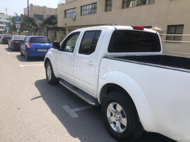 Nissan Navara 2014, 280,000 km - 2.5 l - Bakı