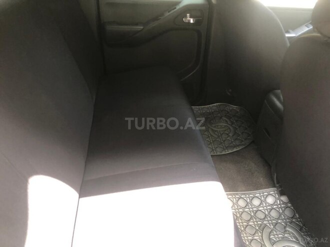 Nissan Navara 2014, 280,000 km - 2.5 l - Bakı
