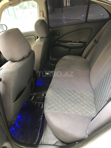 Nissan Sunny 2006, 257,000 km - 1.3 л - Bakı