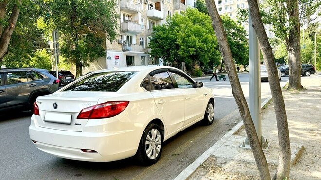 Changan Eado 2014, 180,000 km - 1.6 l - Bakı