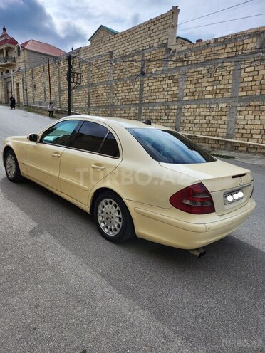 Mercedes E 220 d 2004, 425,600 km - 2.2 l - Bakı