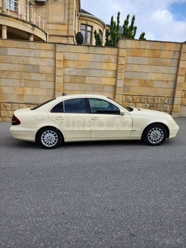 Mercedes E 220 d 2004, 425,600 km - 2.2 l - Bakı