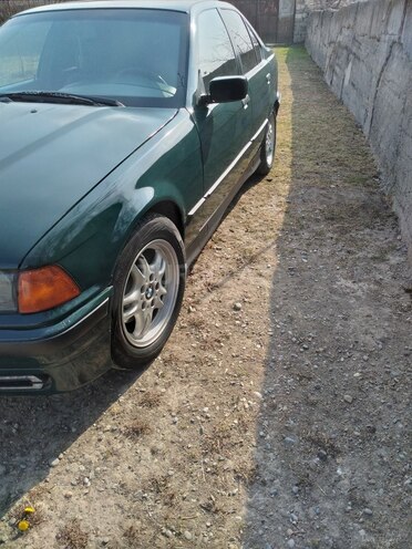 BMW 318 1993, 332,000 km - 1.8 l - Mingəçevir
