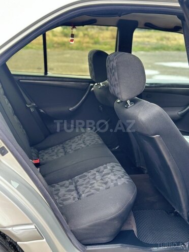Mercedes C 200 1999, 260,341 km - 2.0 l - Saatlı