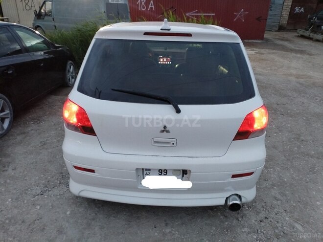 Mitsubishi Airtrek 2001, 300,000 km - 2.0 л - Bakı