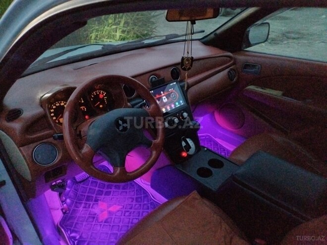 Mitsubishi Airtrek 2001, 300,000 km - 2.0 л - Bakı