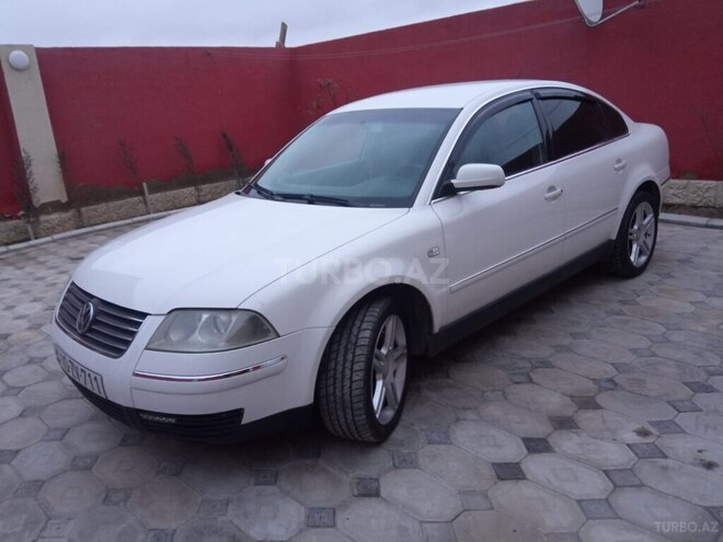 Volkswagen Passat 2003, 330,000 km - 1.8 л - Bakı