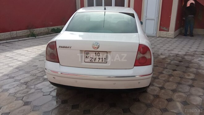 Volkswagen Passat 2003, 330,000 km - 1.8 л - Bakı