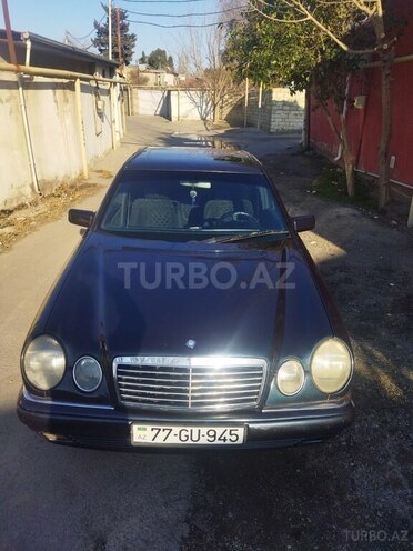 Mercedes E 240 1998, 331,000 km - 2.4 l - Bakı