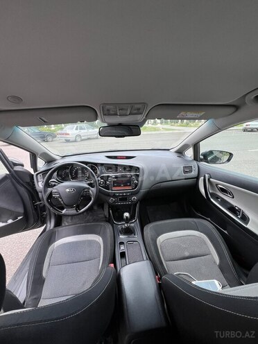 Kia Ceed 2013, 300,000 km - 1.6 l - Gəncə