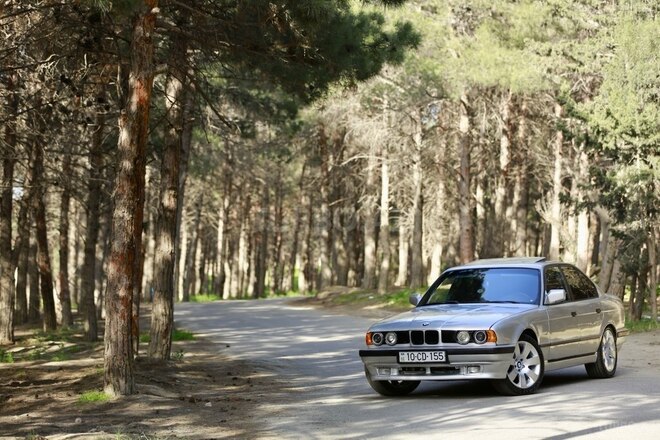 BMW 520 1991, 399,000 km - 2.0 l - Bakı