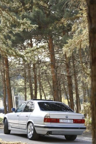 BMW 520 1991, 399,000 km - 2.0 l - Bakı