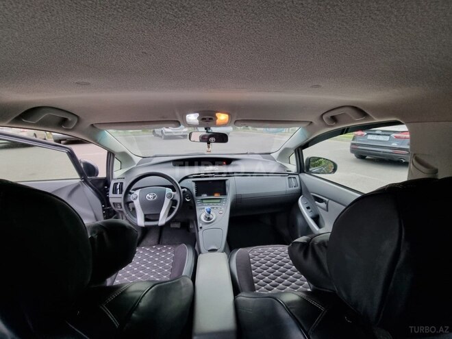 Toyota Prius 2011, 240,000 km - 1.8 л - Bakı