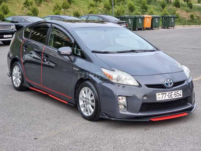 Toyota Prius 2011, 240,000 km - 1.8 л - Bakı