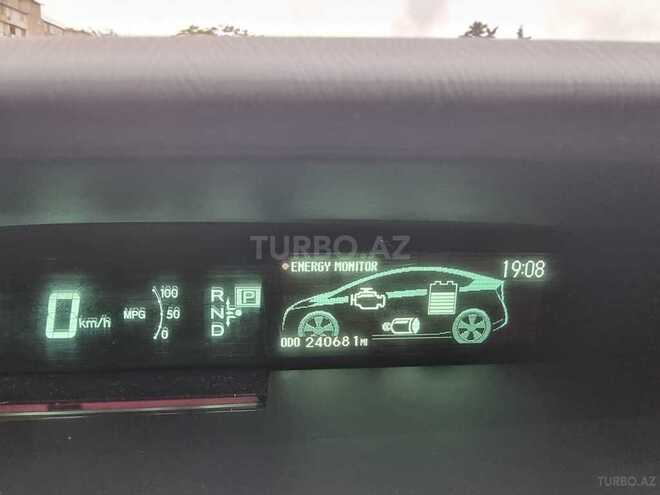 Toyota Prius 2011, 240,000 km - 1.8 л - Bakı