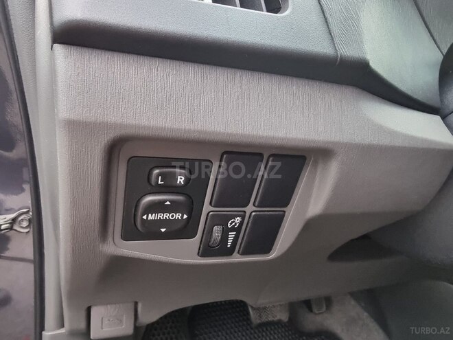 Toyota Prius 2011, 240,000 km - 1.8 л - Bakı