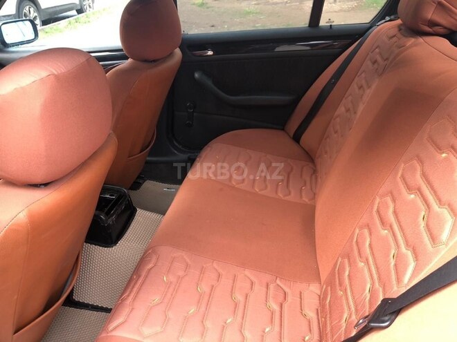 BMW 318 2001, 368,000 km - 1.9 l - Gəncə