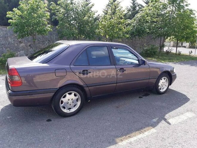 Mercedes C 180 1995, 427,963 km - 1.8 l - Beyləqan