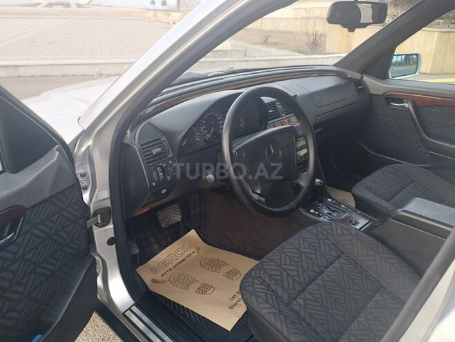 Mercedes C 180 1995, 196,000 km - 1.8 l - Gəncə