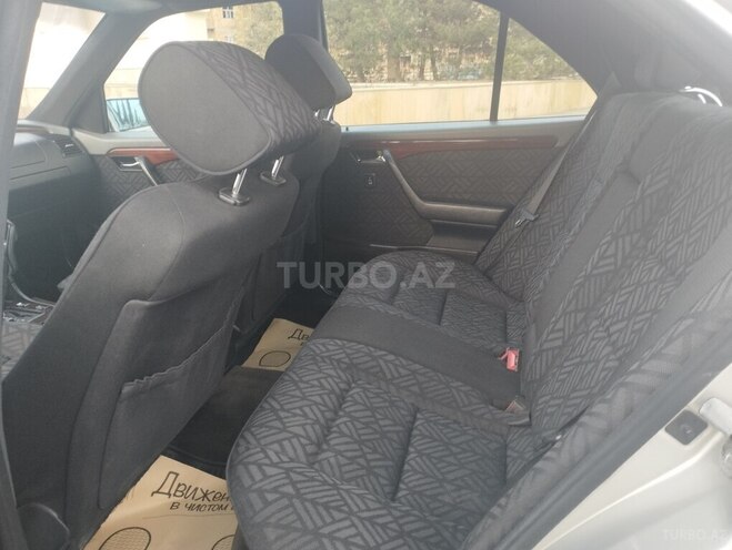 Mercedes C 180 1995, 196,000 km - 1.8 l - Gəncə
