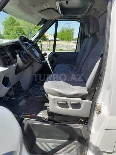 Ford Transit 2010, 290,000 km - 2.4 л - Qax