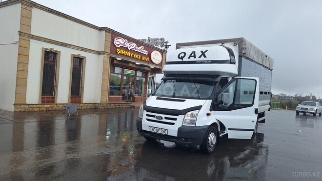 Ford Transit 2010, 290,000 km - 2.4 л - Qax