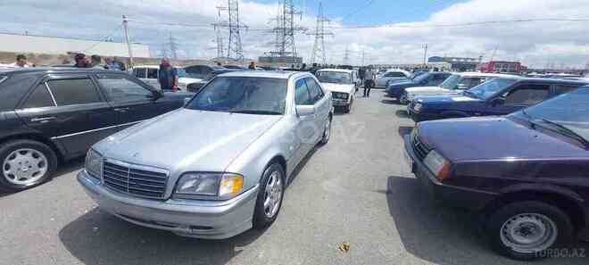 Mercedes C 200 1998, 333,000 km - 2.0 л - Bakı