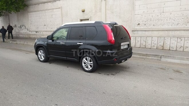 Nissan X-Trail 2013, 177,000 km - 2.5 l - Bakı