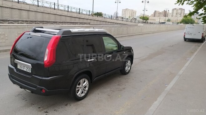 Nissan X-Trail 2013, 177,000 km - 2.5 l - Bakı