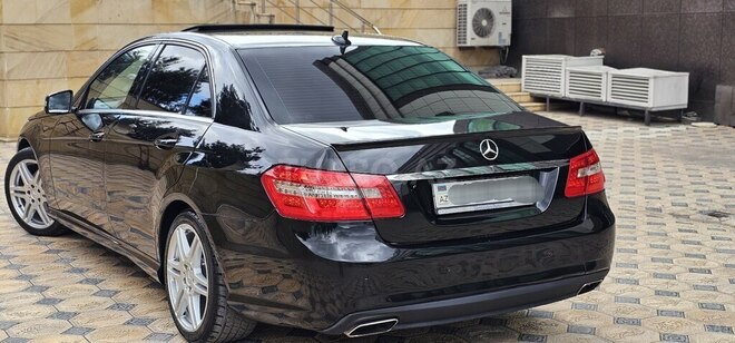 Mercedes E 220 d 2012, 203,000 km - 2.2 l - Gəncə