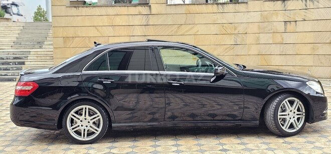 Mercedes E 220 d 2012, 203,000 km - 2.2 l - Gəncə