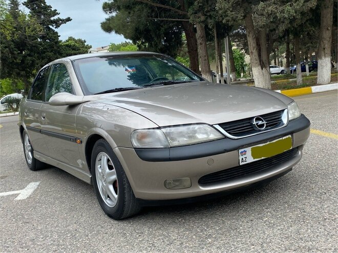 Opel Vectra 1997, 317,000 km - 1.8 l - Sumqayıt
