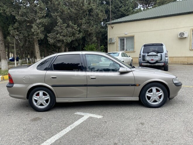Opel Vectra 1997, 317,000 km - 1.8 l - Sumqayıt