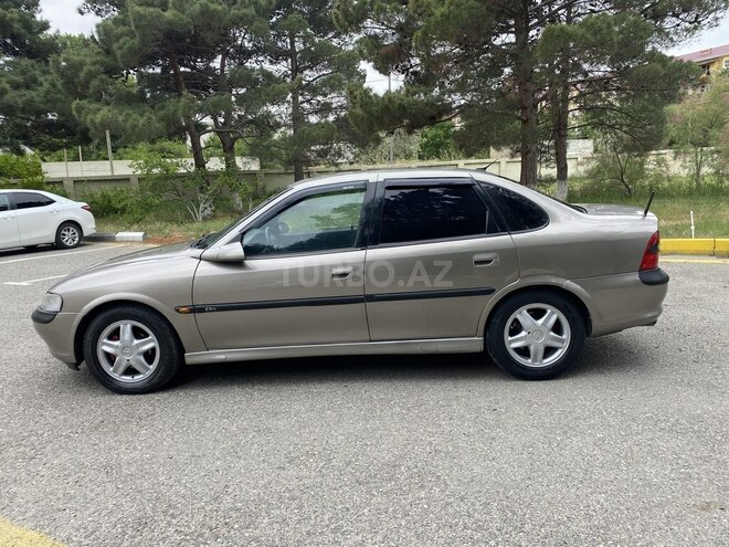 Opel Vectra 1997, 317,000 km - 1.8 l - Sumqayıt