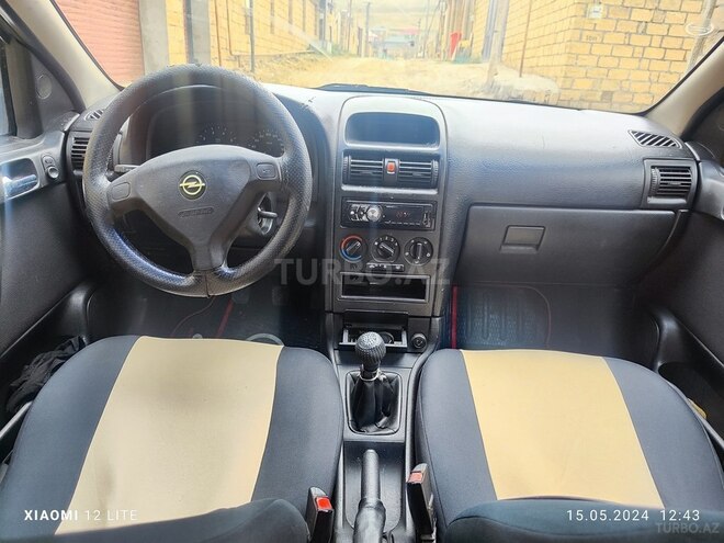 Opel Astra 2000, 250,000 km - 1.6 l - Bakı