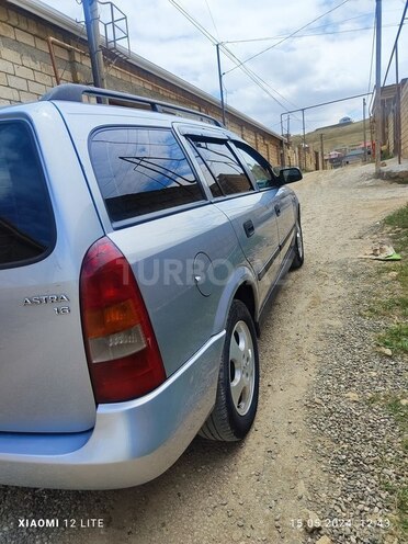 Opel Astra 2000, 250,000 km - 1.6 l - Bakı
