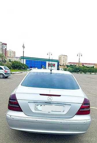 Mercedes E 220 d 2005, 306,000 km - 2.2 л - Bakı