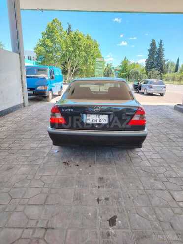 Mercedes C 220 1995, 326,800 km - 2.2 l - Mingəçevir