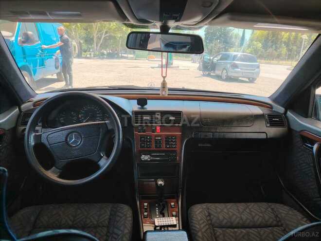Mercedes C 220 1995, 326,800 km - 2.2 l - Mingəçevir