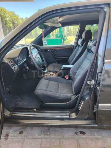 Mercedes C 220 1995, 326,800 km - 2.2 l - Mingəçevir