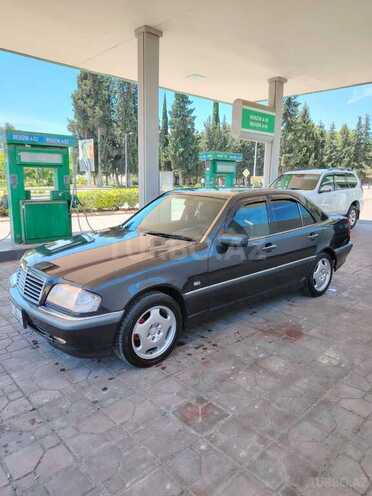 Mercedes C 220 1995, 326,800 km - 2.2 l - Mingəçevir