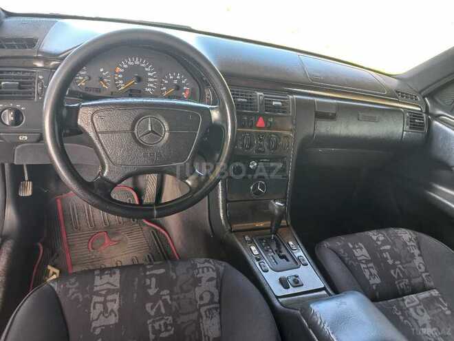 Mercedes E 200 1997, 345,123 km - 2.0 l - Qazax