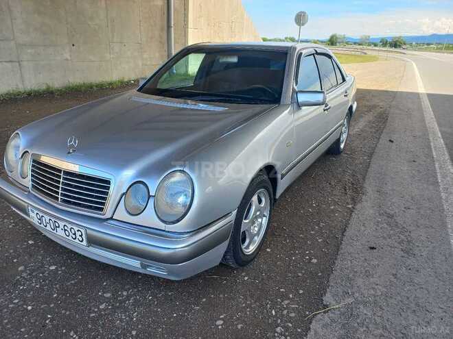 Mercedes E 200 1997, 345,123 km - 2.0 l - Qazax