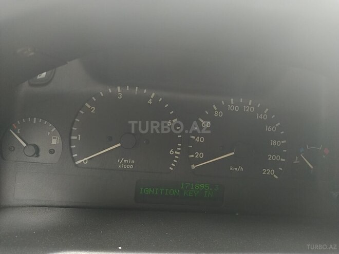 Land Rover Range Rover 1999, 171,000 km - 4.0 л - Bakı