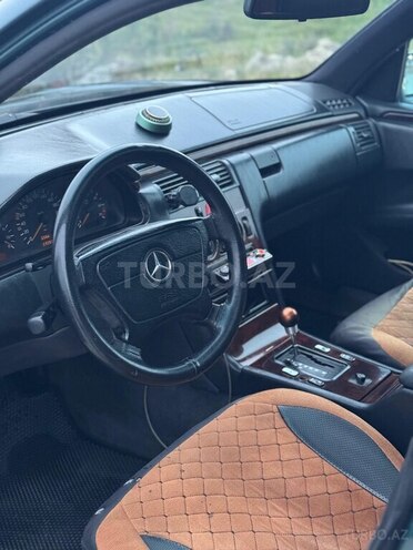 Mercedes E 200 1995, 410,000 km - 2.0 l - Bakı
