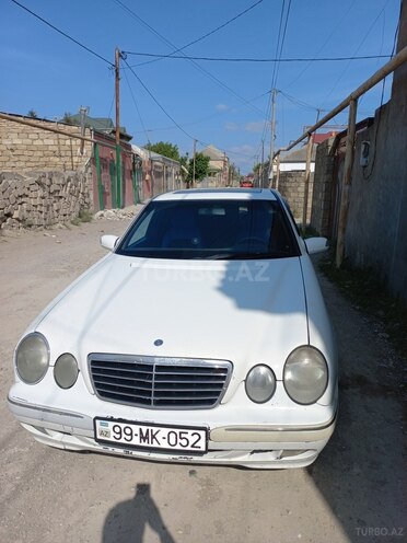 Mercedes E 300 1999, 560,000 km - 3.0 l - Bakı