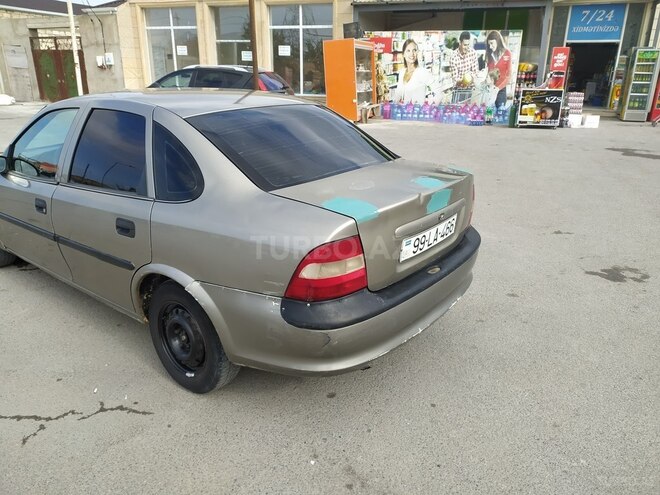 Opel Vectra 1997, 100,000 km - 2.0 l - Bakı