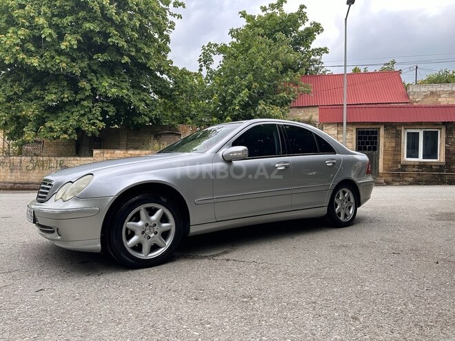 Mercedes C 240 2002, 432,838 km - 2.4 l - Şamaxı