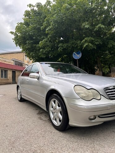 Mercedes C 240 2002, 432,838 km - 2.4 l - Şamaxı